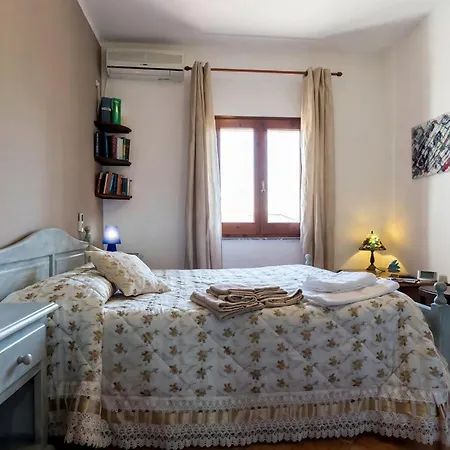 Mi Casa Es Tu Casa 79 4* Portoscuso